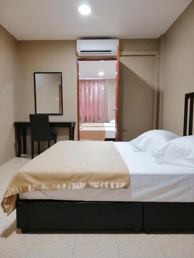 Hotel Nawar Pasir Mas Exterior photo